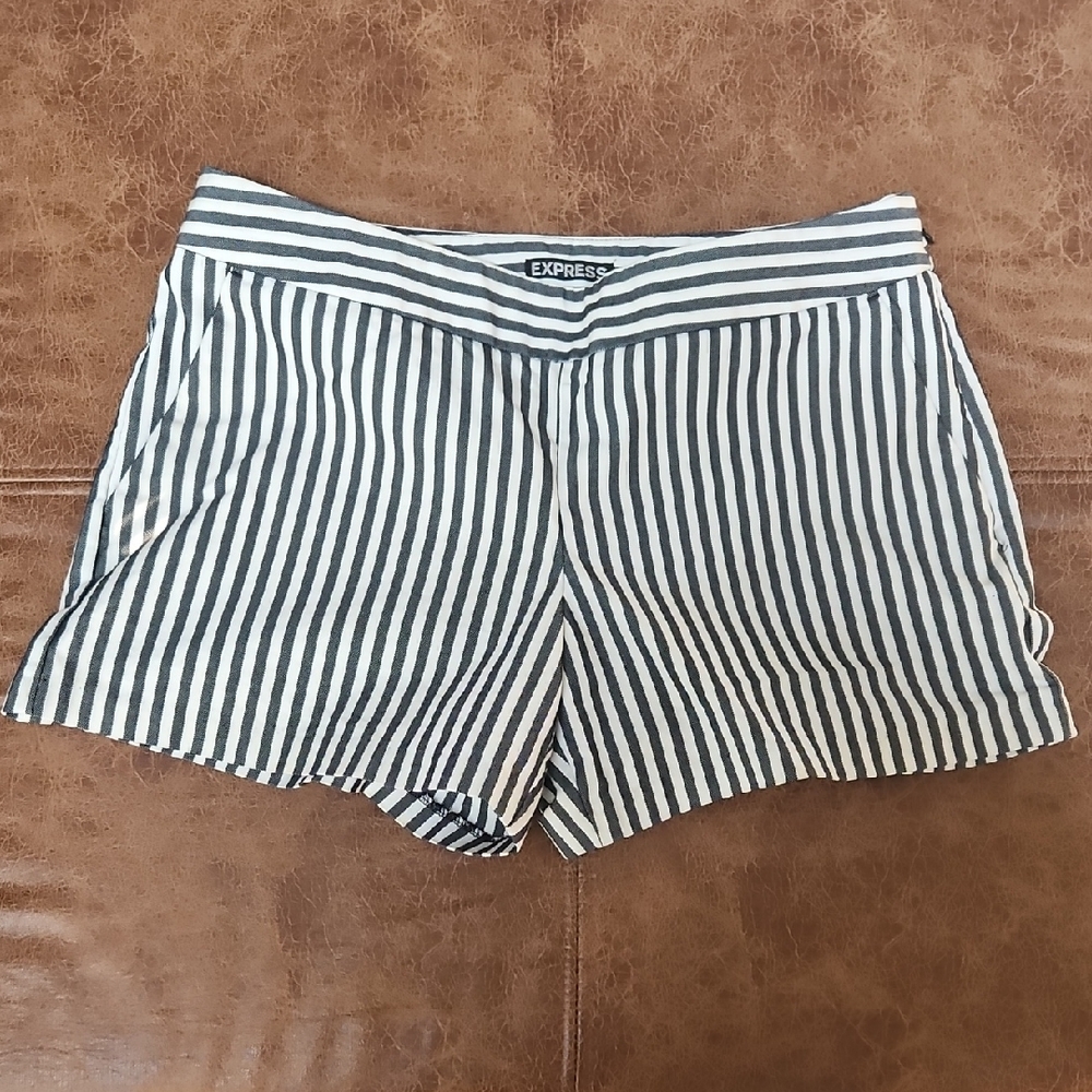 Express Striped High Waist Shorts